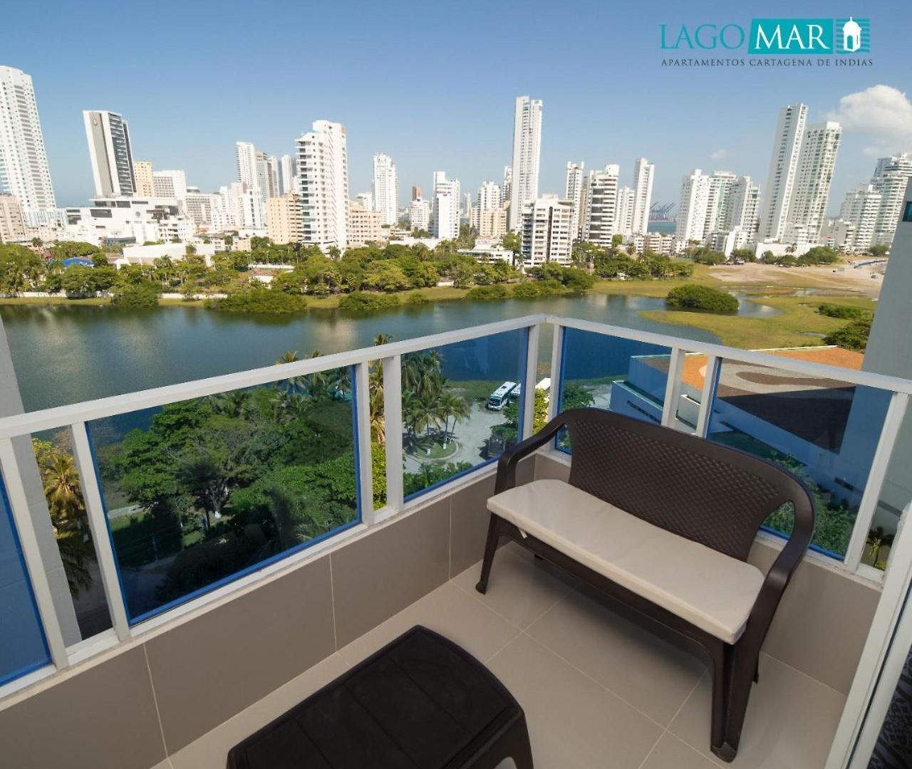Homebeach Conquistador Apartment